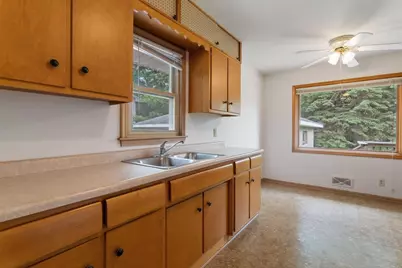 1292 County Road B W, Roseville, MN 55113 - Photo 17