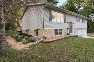 306 W North St, Janesville, MN 56048 - Photo 3