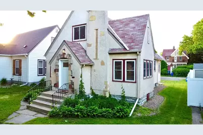 751 Cottage Avenue E, Saint Paul, MN 55106 - Photo 3