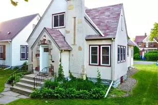 751 Cottage Ave E, Saint Paul, MN 55106 - Photo 3