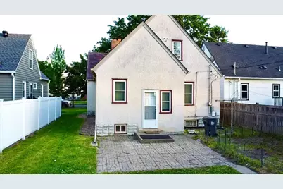 751 Cottage Avenue E, Saint Paul, MN 55106 - Photo 5