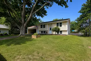 4653 152nd Ct, Apple Valley, MN 55124 - Photo 1