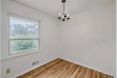 1366 Colonial Drive, Roseville, MN 55113 - Photo 15