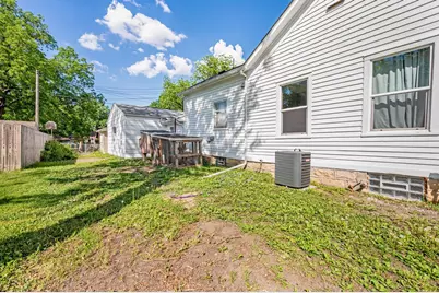 212 Main Street E, Saint Clair, MN 56080 - Photo 11