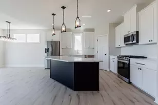 4817 127th Cir NE, Blaine, MN 55449 - Photo 3