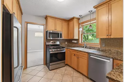 113 E 135th Street, Burnsville, MN 55337 - Photo 9