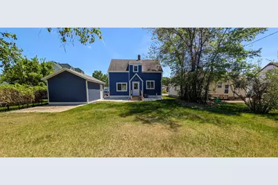 532 2nd Avenue SW, Perham, MN 56573 - Photo 1
