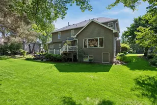 9190 Victoria Dr, Eden Prairie, MN 55347 - Photo 47