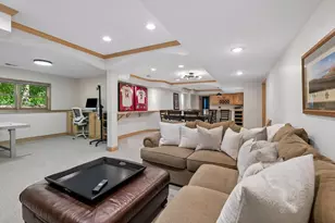 9190 Victoria Dr, Eden Prairie, MN 55347 - Photo 37