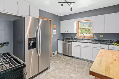 620 7th Street E, Chaska, MN 55318 - Photo 13