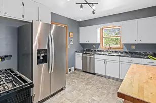 620 7th Street E, Chaska, MN 55318 - Photo 13