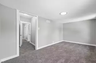2328 Sheridan Ave N, Minneapolis, MN 55411 - Photo 17