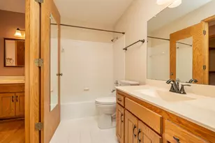 7024 W 113th St, Bloomington, MN 55438 - Photo 23
