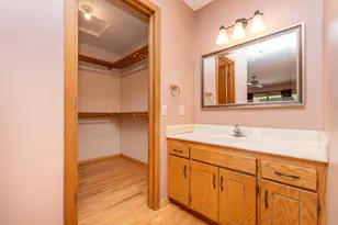 7024 W 113th St, Bloomington, MN 55438 - Photo 21