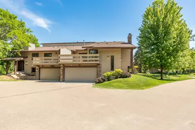 7024 W 113th Street, Bloomington, MN 55438 - Photo 3