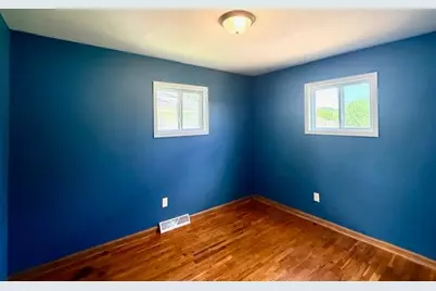 213 Cedar Street W, Houston, MN 55943 - Photo 7
