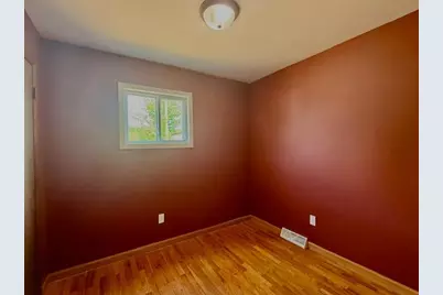 213 Cedar Street W, Houston, MN 55943 - Photo 9