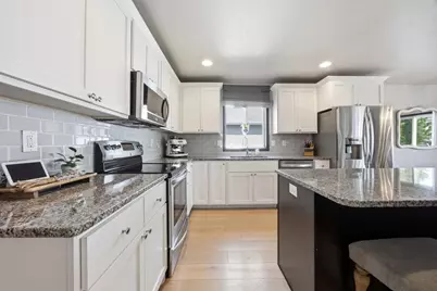 5537 38th Avenue S, Fargo, ND 58104 - Photo 11