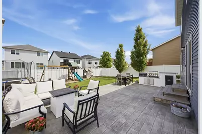 5537 38th Avenue S, Fargo, ND 58104 - Photo 1