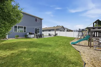 5537 38th Avenue S, Fargo, ND 58104 - Photo 3