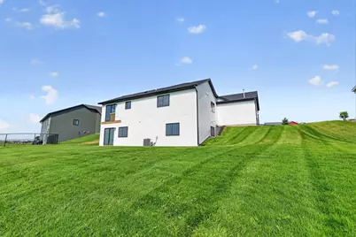 915 7th Avenue, Wanamingo, MN 55983 - Photo 5