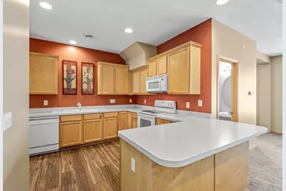 6637 Lamplight Drive, Albertville, MN 55301 - Photo 11