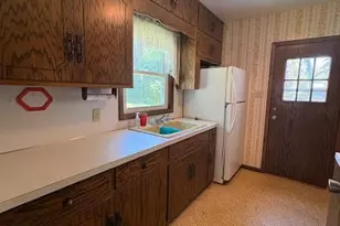 808 Grove Ave, Montevideo, MN 56265 - Photo 5