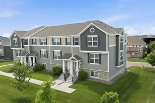 7077 Rice Creek Pl NE, Fridley, MN 55432 - Photo 19