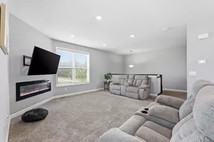 7077 Rice Creek Pl NE, Fridley, MN 55432 - Photo 5