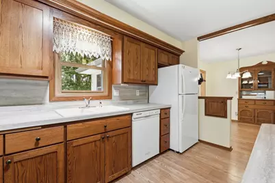3904 Maryland Avenue N, New Hope, MN 55427 - Photo 7