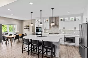 16920 Reeder Rdg, Eden Prairie, MN 55347 - Photo 3