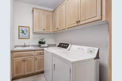 7238 Lewis Ridge Parkway, Edina, MN 55439 - Photo 13