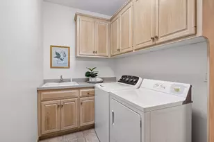 7238 Lewis Ridge Pkwy, Edina, MN 55439 - Photo 13