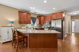 3165 Doneene Ln, Eagan, MN 55121 - Photo 7