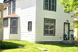 968 Sherburne Ave, Saint Paul, MN 55104 - Photo 1