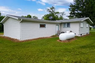 25975 630th Ave, Alden, MN 56009 - Photo 27