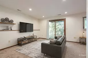 11106 Vessey Ave S, Bloomington, MN 55437 - Photo 17