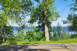 12763 Dahlia Dr, Osakis, MN 56360 - Photo 3