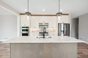 4986 Dodd Rd, Eagan, MN 55123 - Photo 5