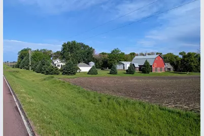 27600 County Road 18, Comfrey, MN 56019 - Photo 1