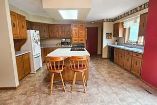 116 Nora St E, Thief River Falls, MN 56701 - Photo 11