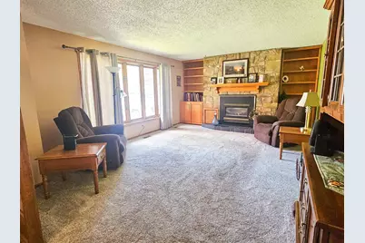 116 Nora Street E, Thief River Falls, MN 56701 - Photo 7