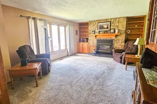116 Nora St E, Thief River Falls, MN 56701 - Photo 7