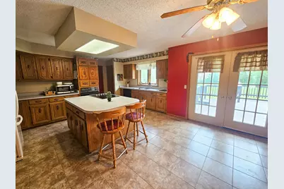 116 Nora Street E, Thief River Falls, MN 56701 - Photo 9