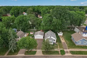 2719 16th Ave E, North Saint Paul, MN 55109 - Photo 47