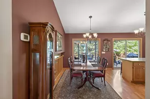 3398 Rolling Hills Dr, Eagan, MN 55121 - Photo 9
