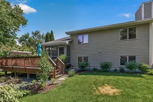 3398 Rolling Hills Dr, Eagan, MN 55121 - Photo 41