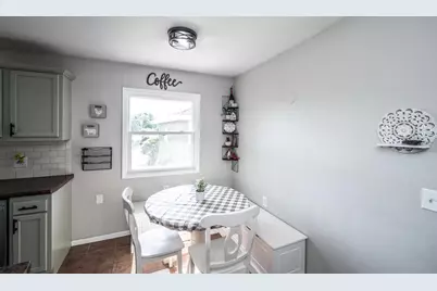 8507 Hadley Avenue S, Cottage Grove, MN 55016 - Photo 7