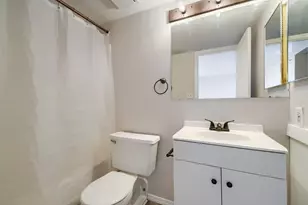 291 7th St W, Saint Paul, MN 55102 - Photo 17