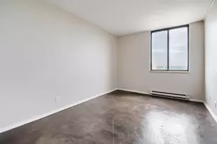 291 7th St W, Saint Paul, MN 55102 - Photo 15